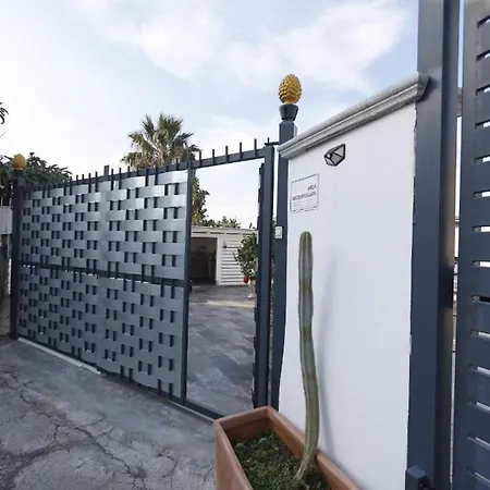 Al * Isola delle Femmine